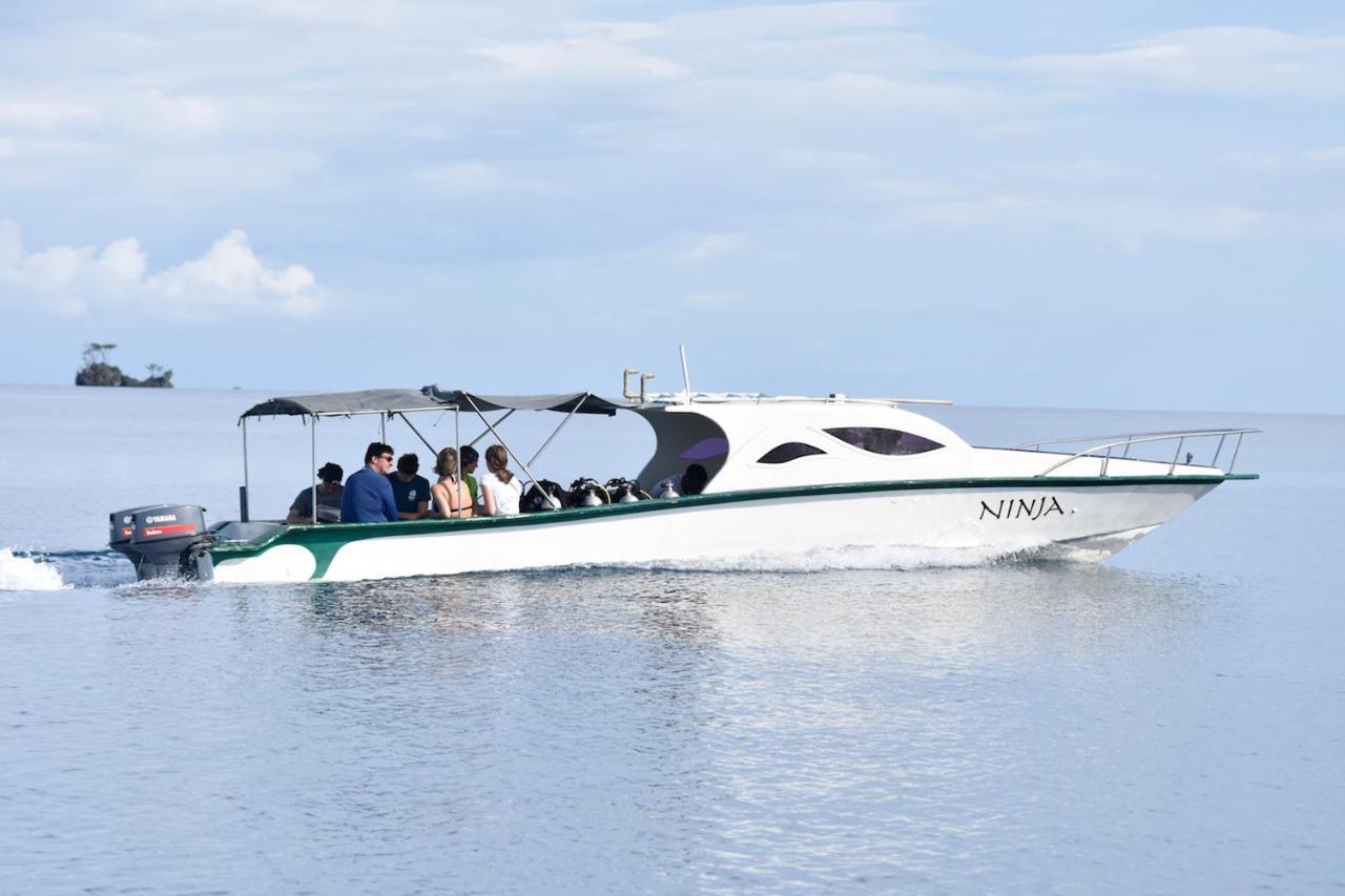 Araya Dive Resort Togean Bomba Eksteriør billede