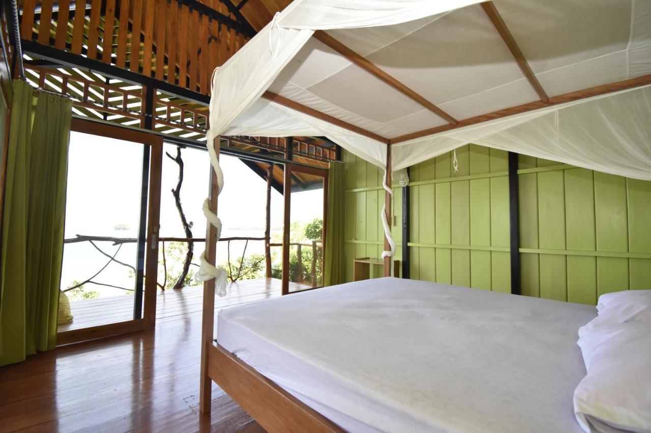 Araya Dive Resort Togean Bomba Eksteriør billede