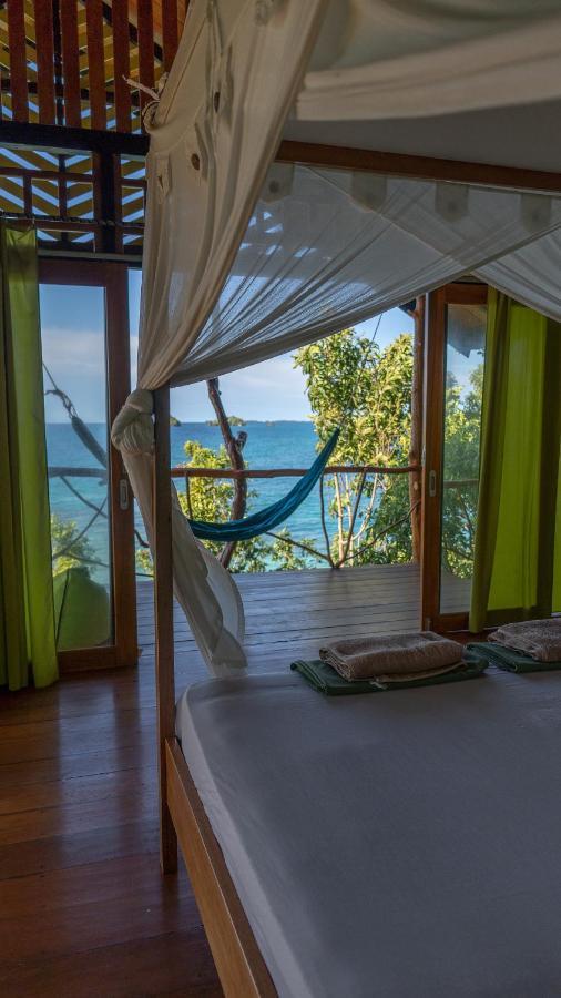 Araya Dive Resort Togean Bomba Eksteriør billede